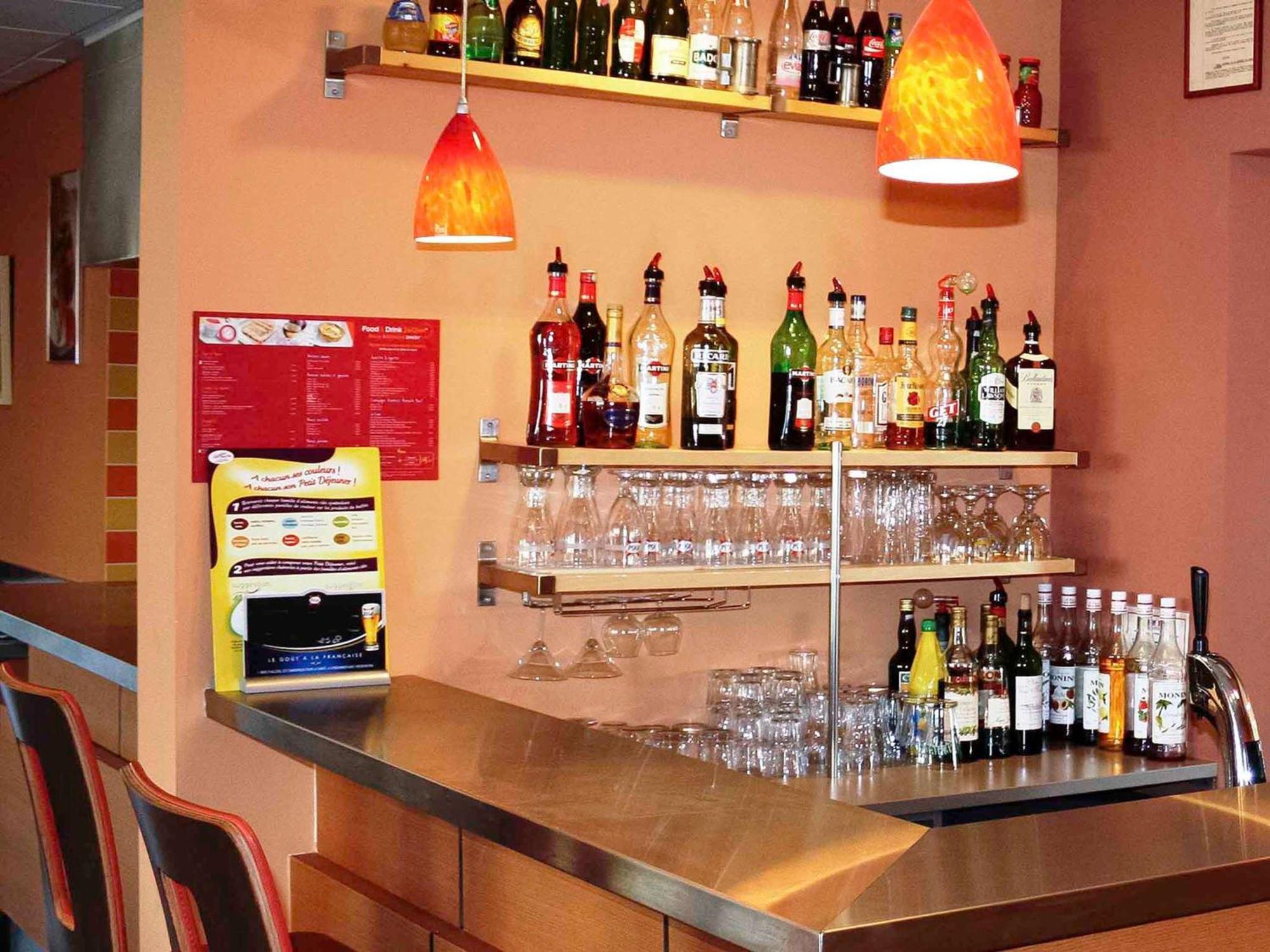 Hotel Ibis Lyon Sud Chasse Sur Rhone Zewnętrze zdjęcie