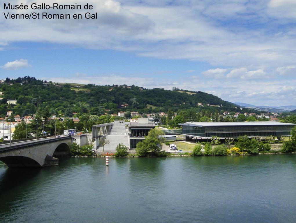 Hotel Ibis Lyon Sud Chasse Sur Rhone Zewnętrze zdjęcie